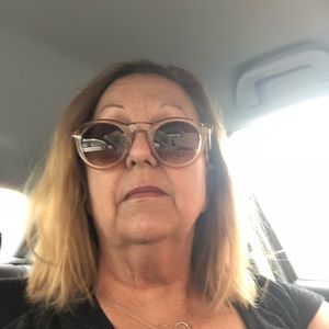 Meet your Posher, Becky